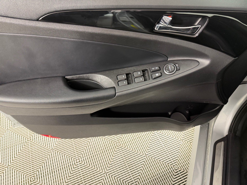 2014 Hyundai Sonata Image 11
