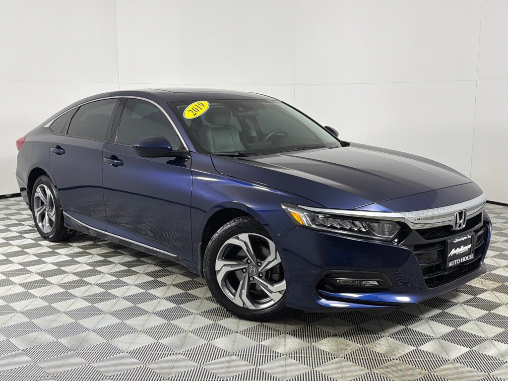 2019 Honda Accord Image 2