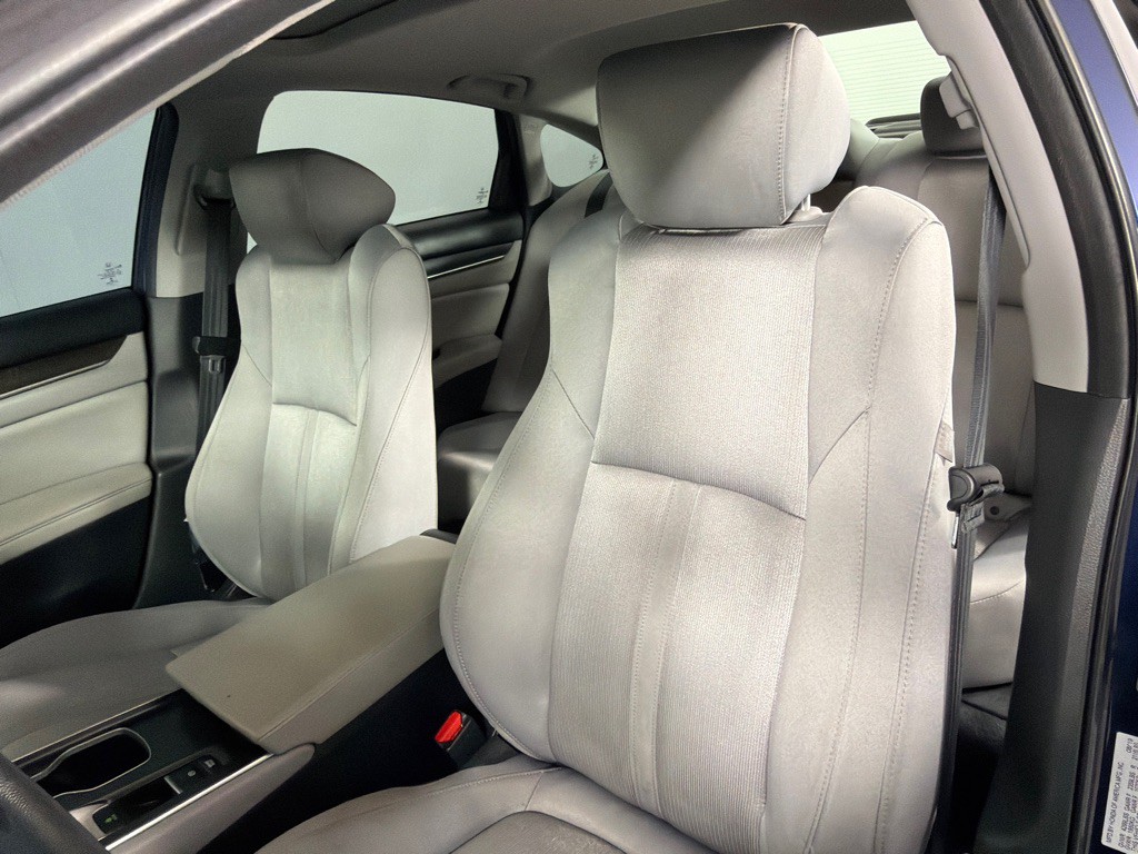 2019 Honda Accord Image 14