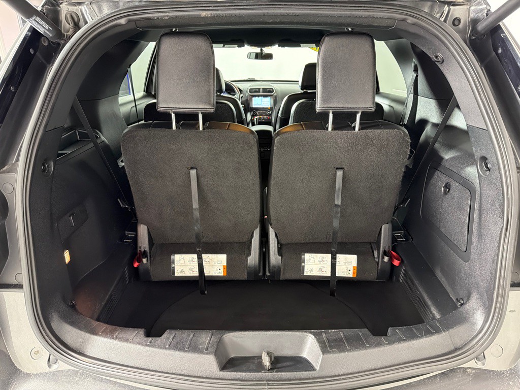 2017 Ford Explorer Image 23