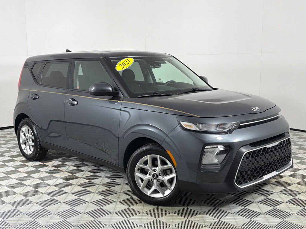 2021 Kia Soul Image 2