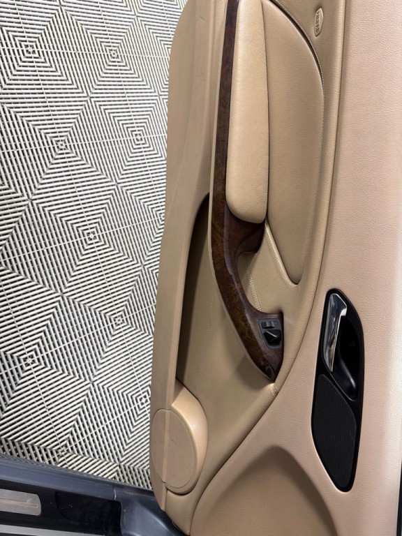 2006 BMW 3 Series Image 22