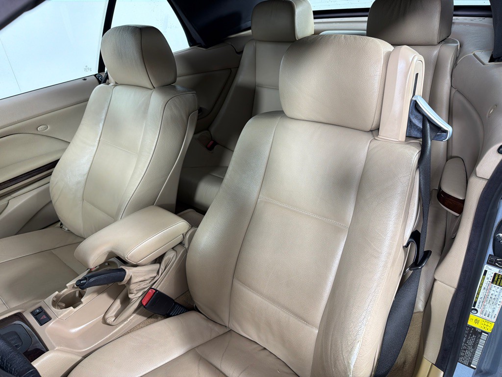 2006 BMW 3 Series Image 24