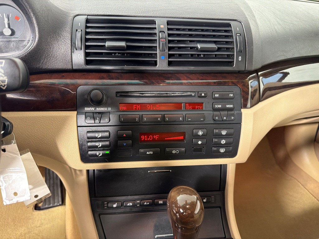 2006 BMW 3 Series Image 27