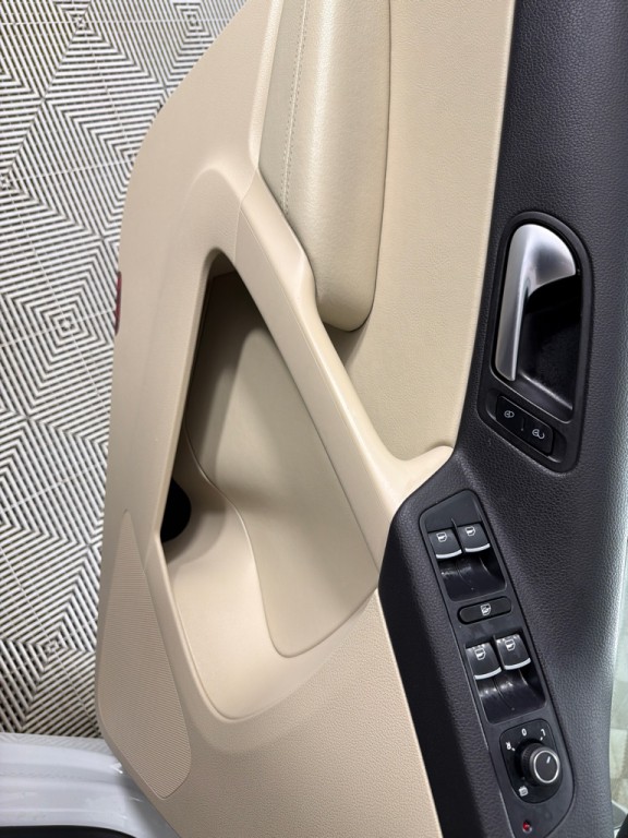 2017 Volkswagen Tiguan Image 11