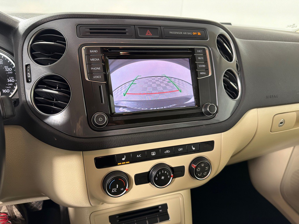 2017 Volkswagen Tiguan Image 17