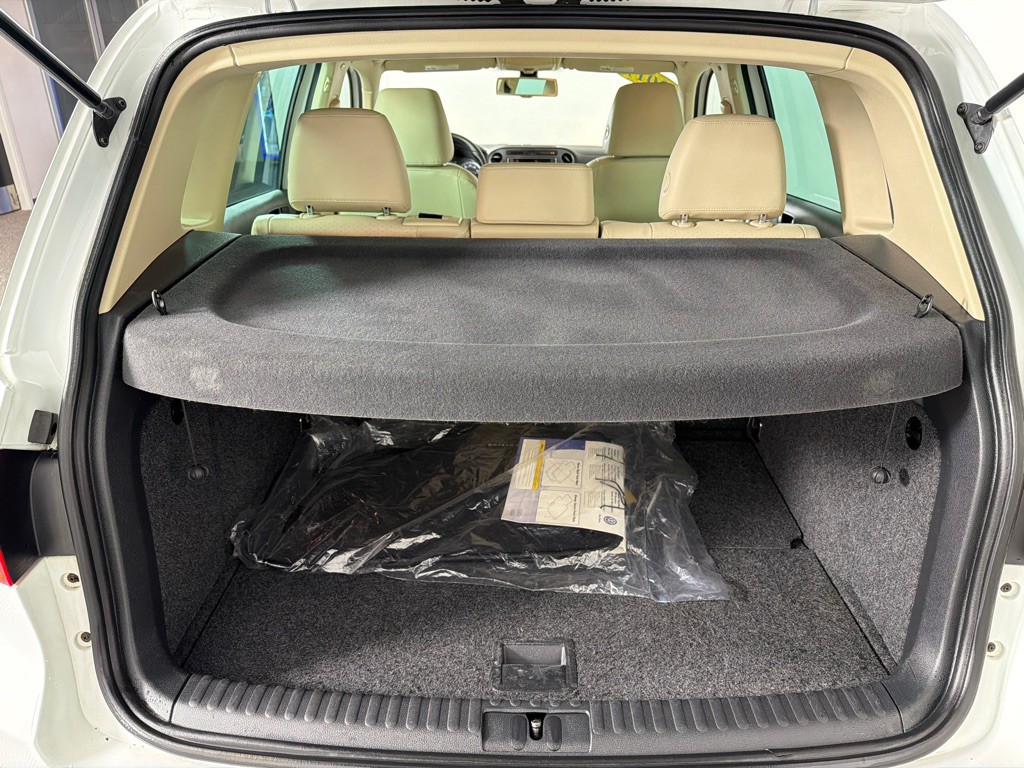 2017 Volkswagen Tiguan Image 22