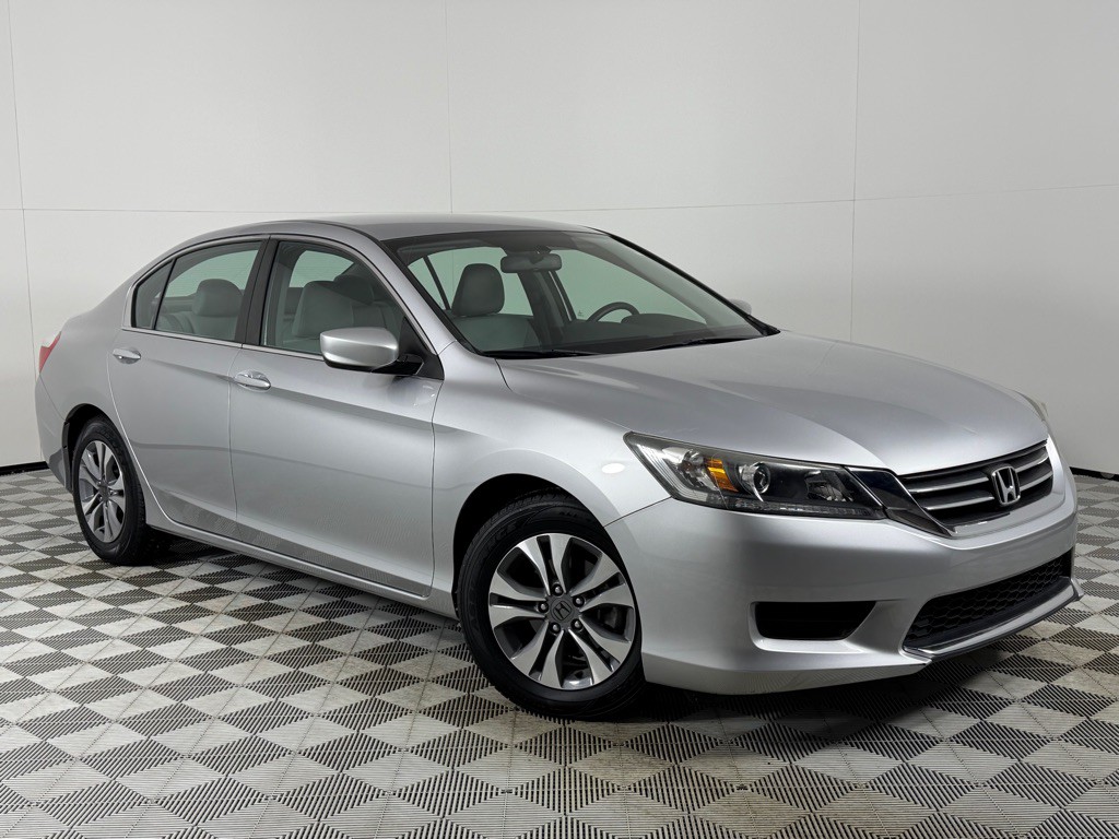 2015 Honda Accord Image 2