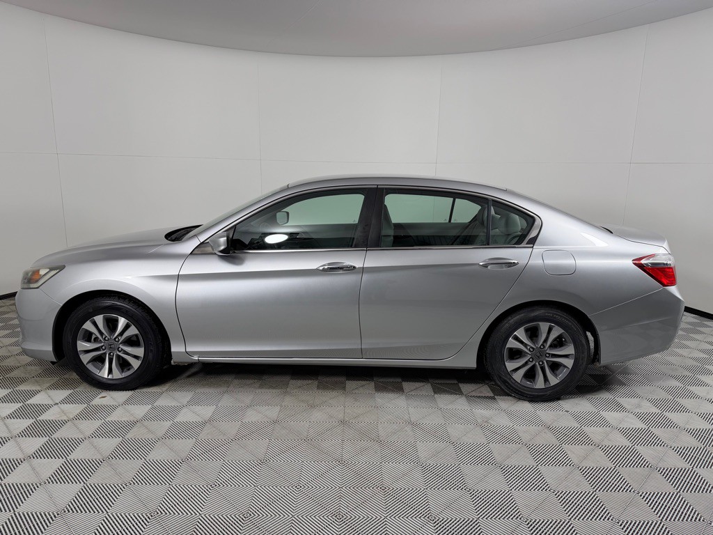 2015 Honda Accord Image 8