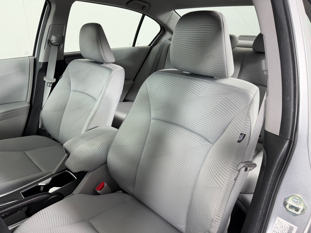 2015 Honda Accord Image 12