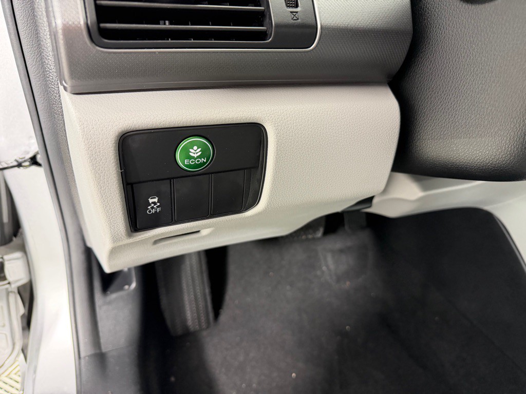 2015 Honda Accord Image 13