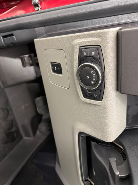 2016 Ford F-150 Image 13