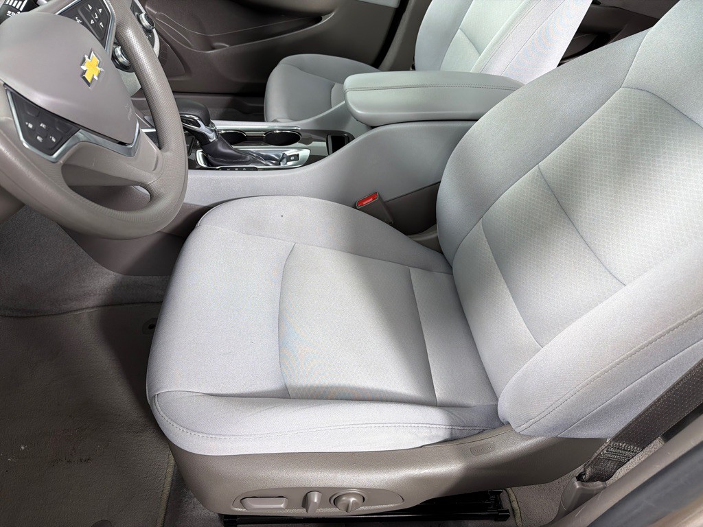 2022 Chevrolet Malibu Image 12