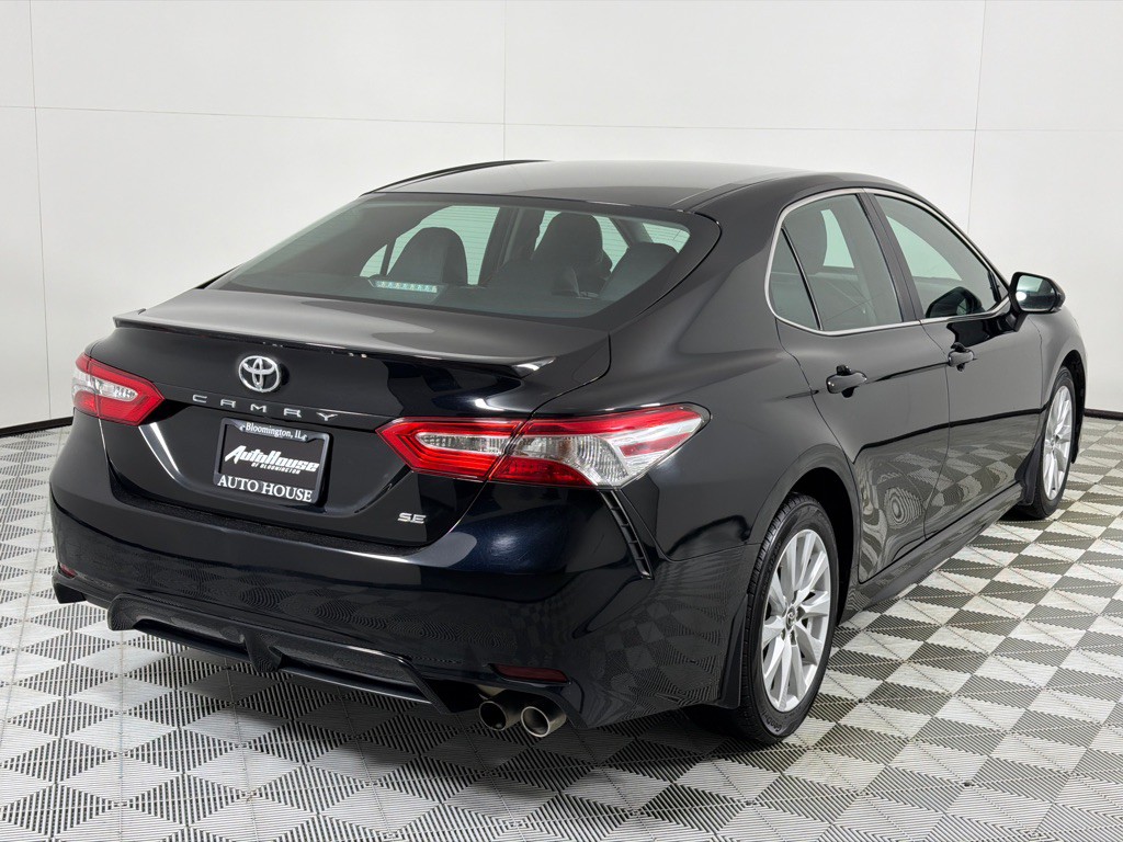 2020 Toyota Camry Image 5