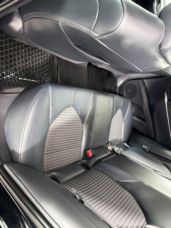 2020 Toyota Camry Image 19