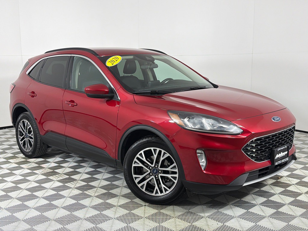 2020 Ford Escape Image 2