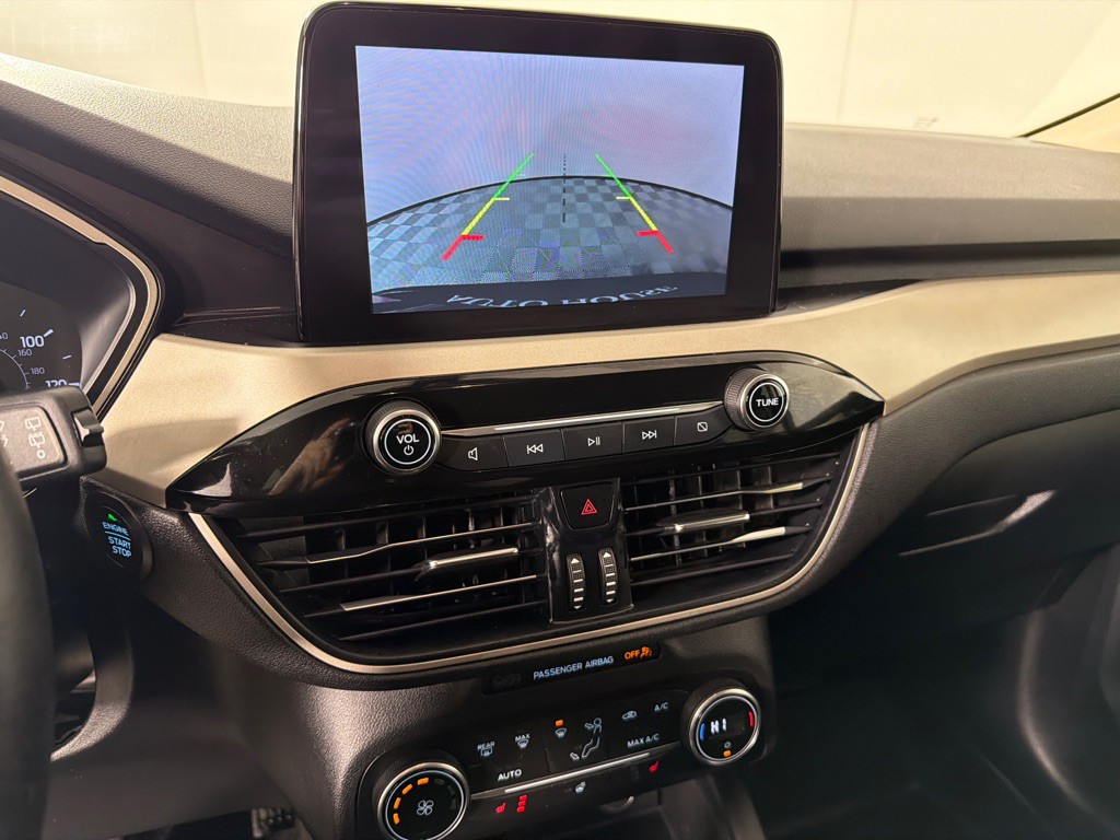 2020 Ford Escape Image 14