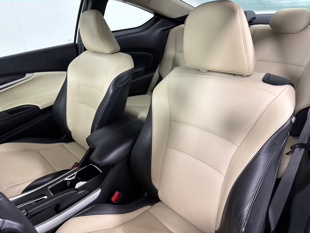 2015 Honda Accord Image 14