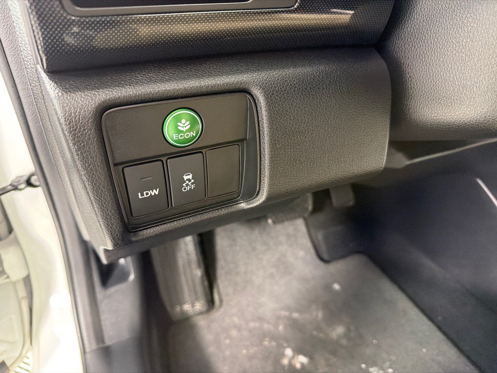 2015 Honda Accord Image 16