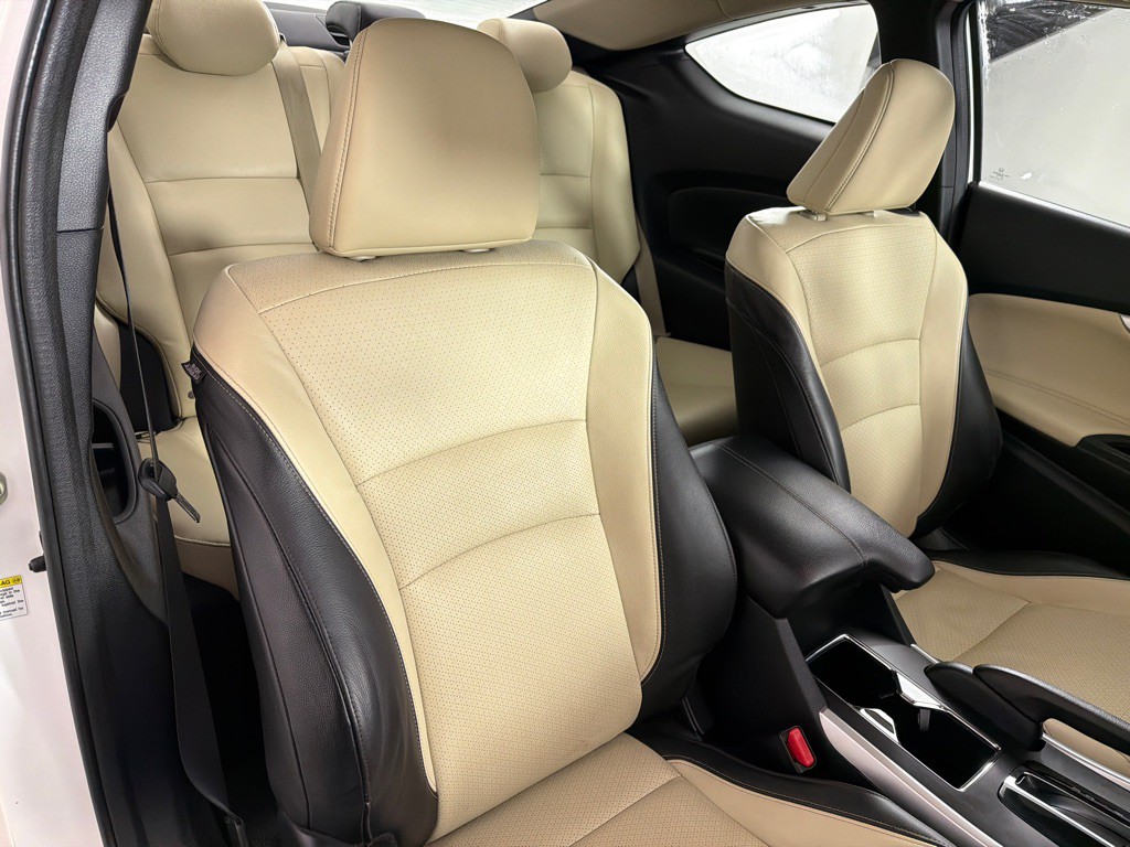 2015 Honda Accord Image 24