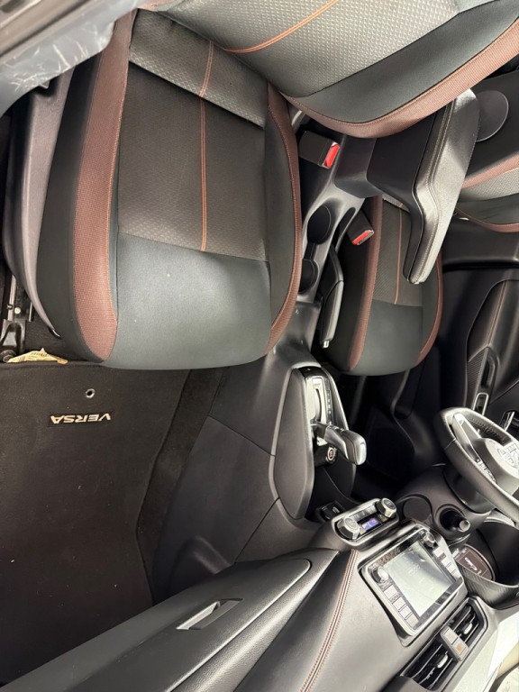 2020 Nissan Versa Image 18