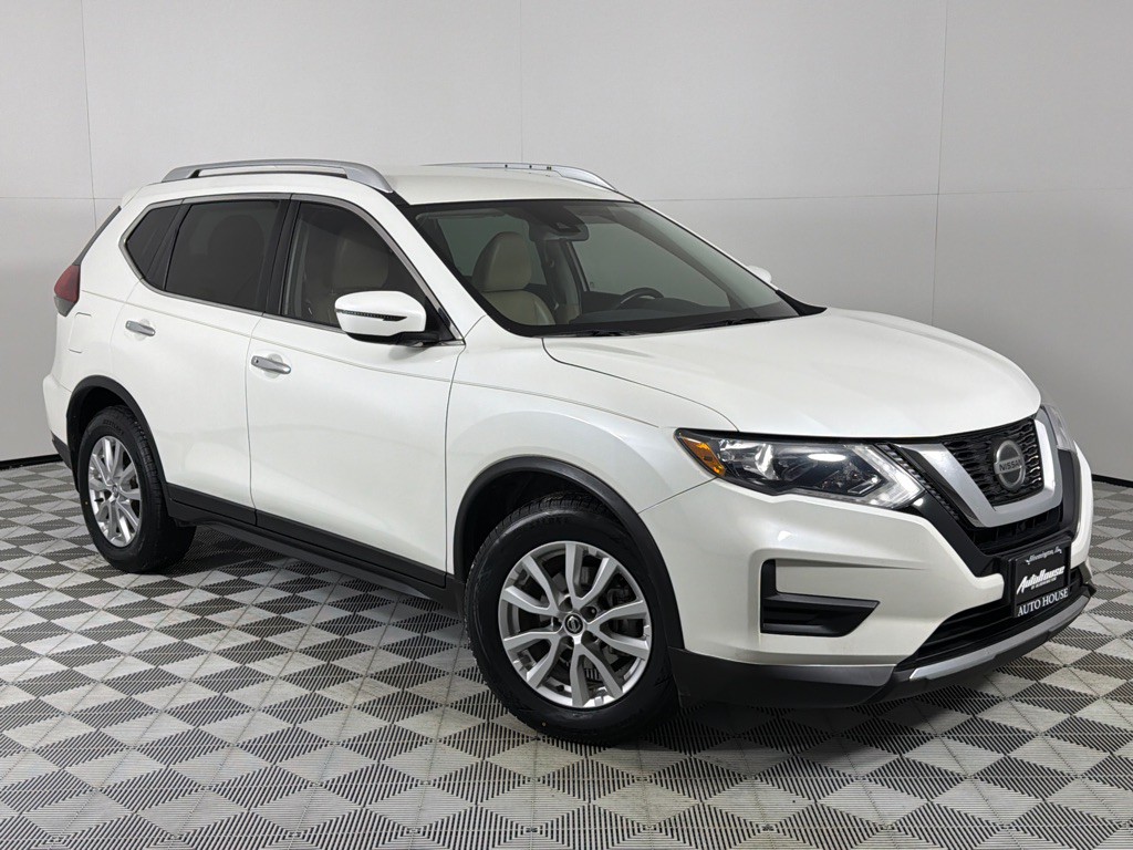 2019 Nissan Rogue Image 2