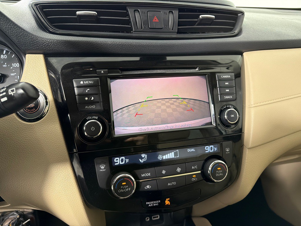 2019 Nissan Rogue Image 15