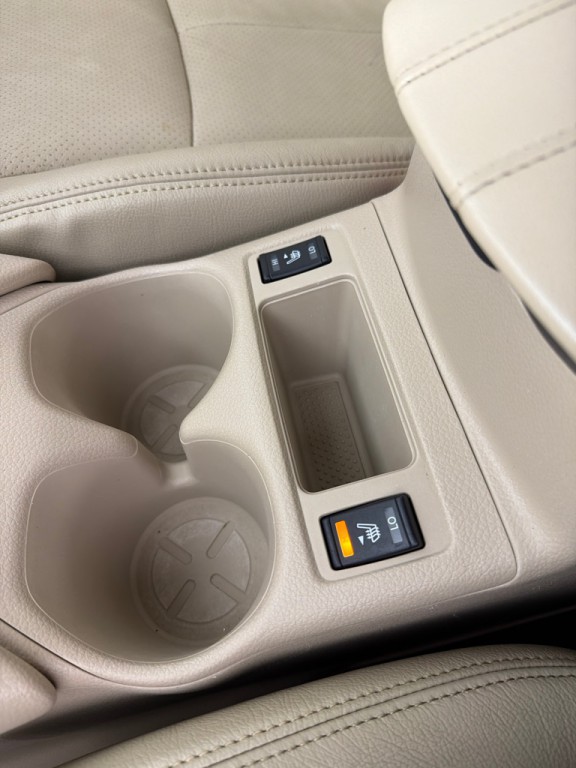 2019 Nissan Rogue Image 17