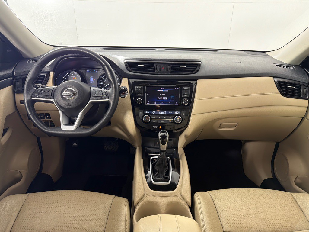 2019 Nissan Rogue Image 25