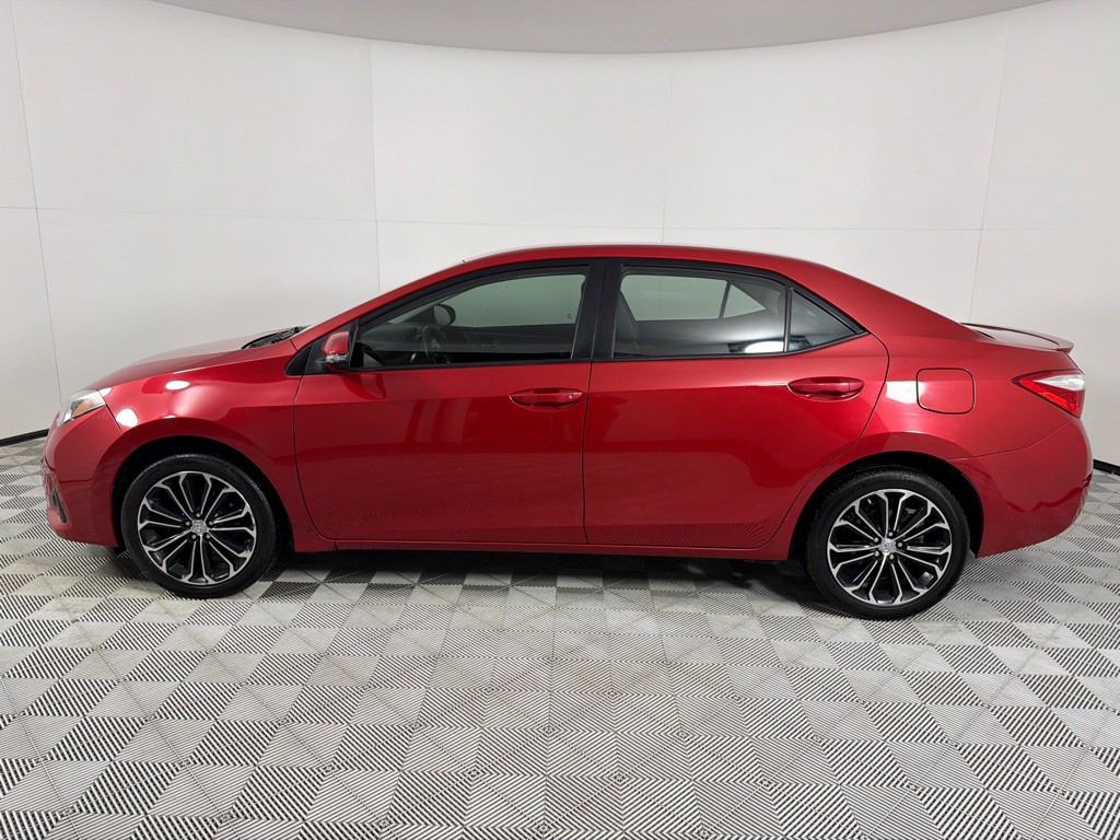 2015 Toyota Corolla Image 7
