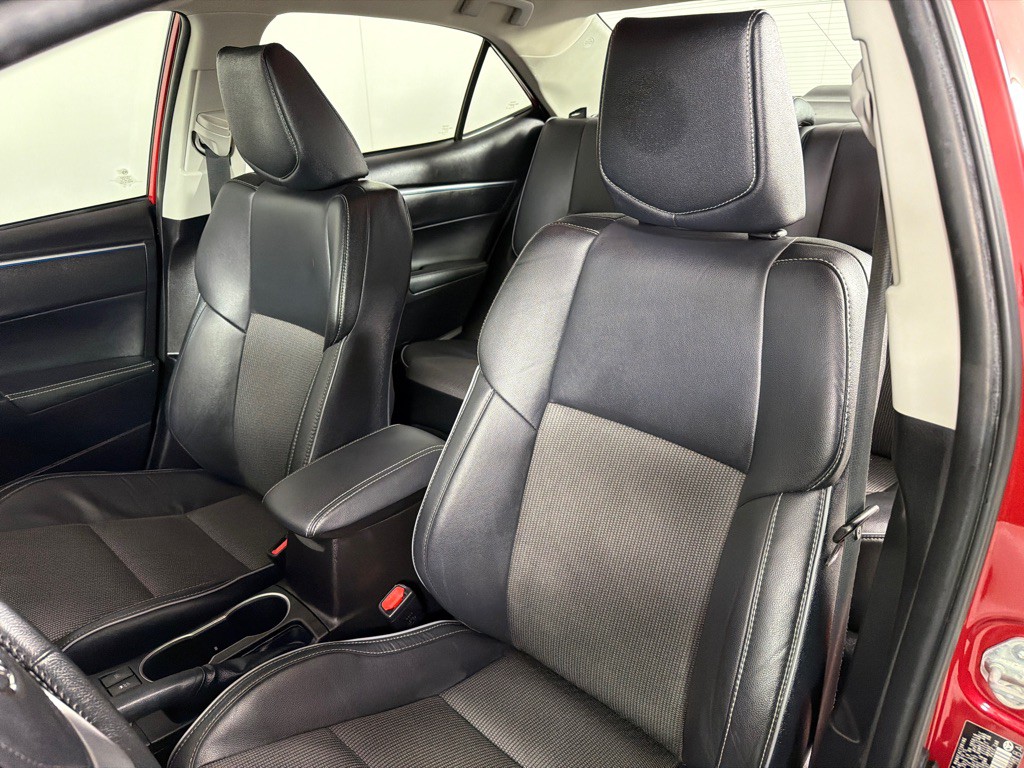 2015 Toyota Corolla Image 12