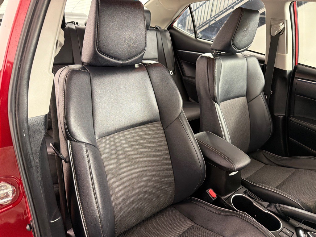 2015 Toyota Corolla Image 23