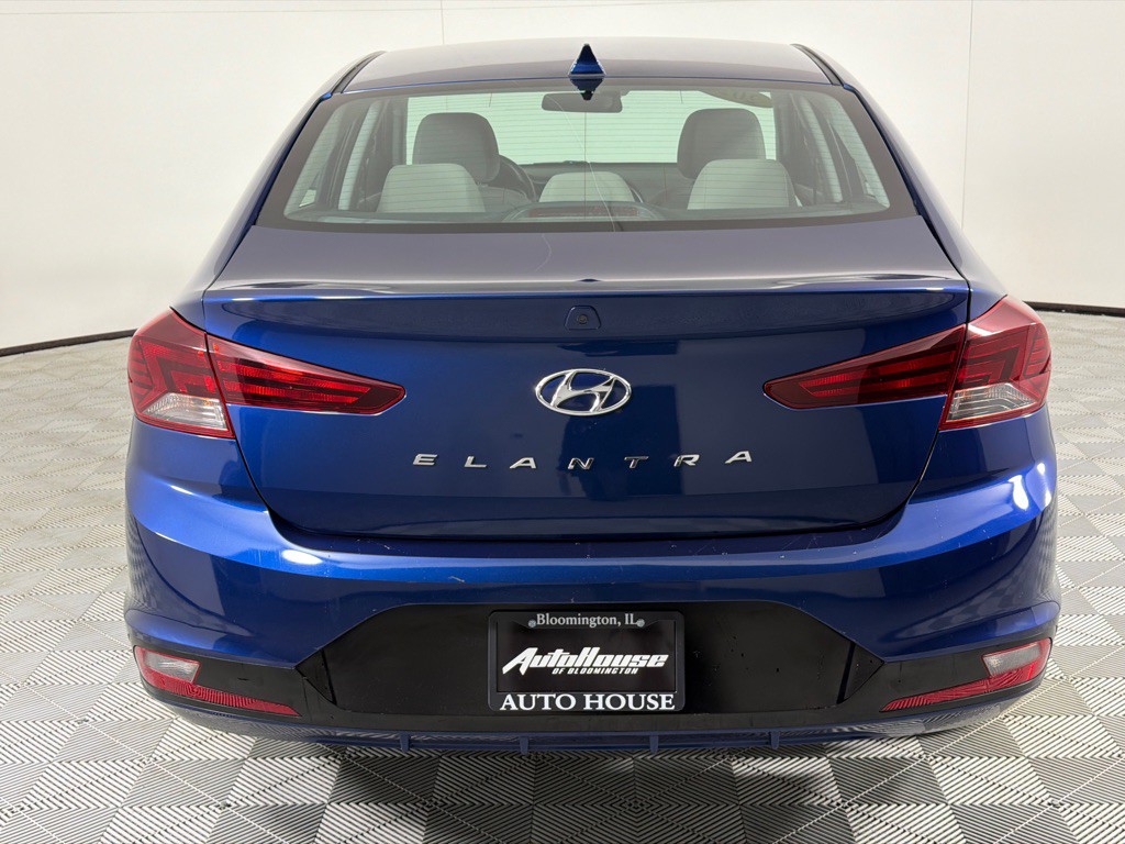 2020 Hyundai Elantra Image 4
