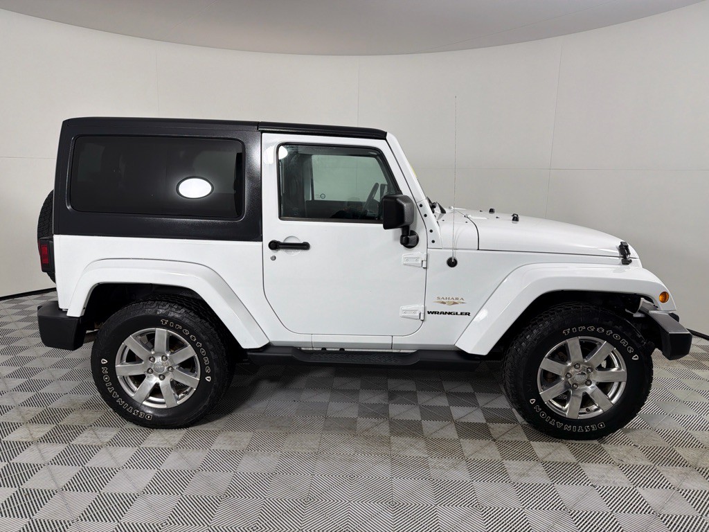 2013 Jeep Wrangler Image 4