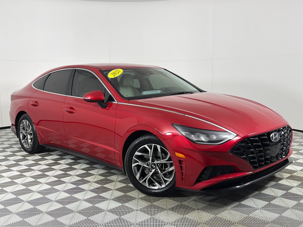 2021 Hyundai Sonata Image 2