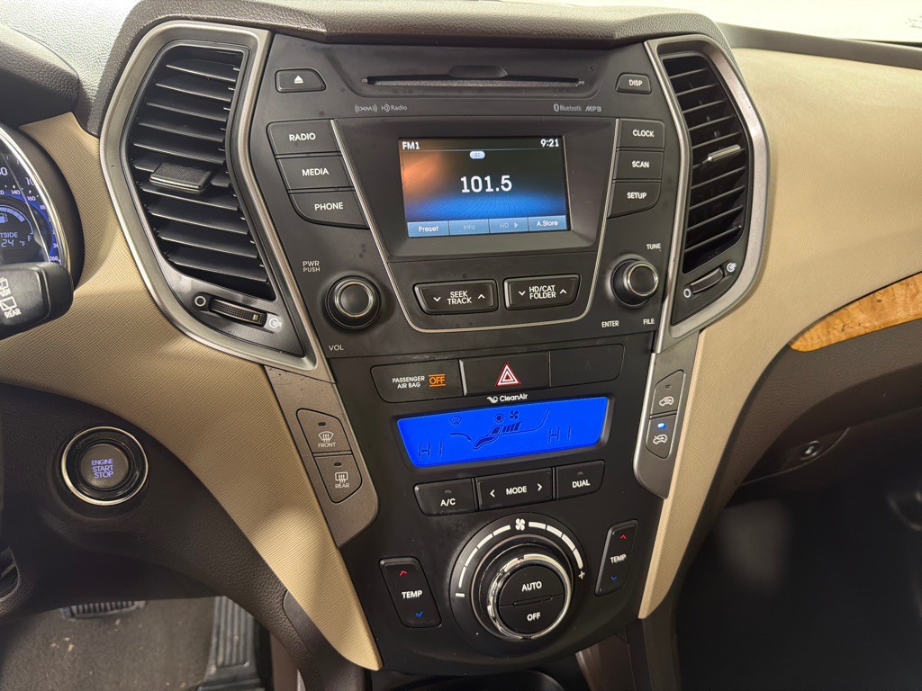 2016 Hyundai Santa Fe Sport Image 16