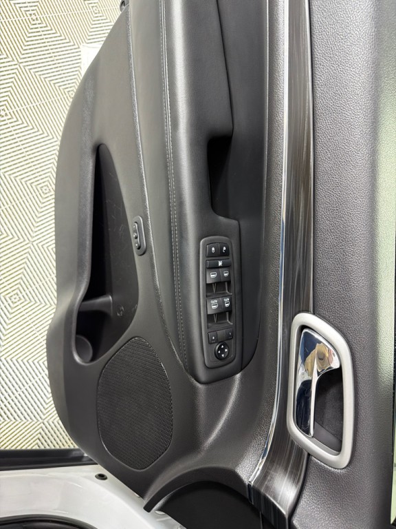 2020 Jeep Grand Cherokee Image 10