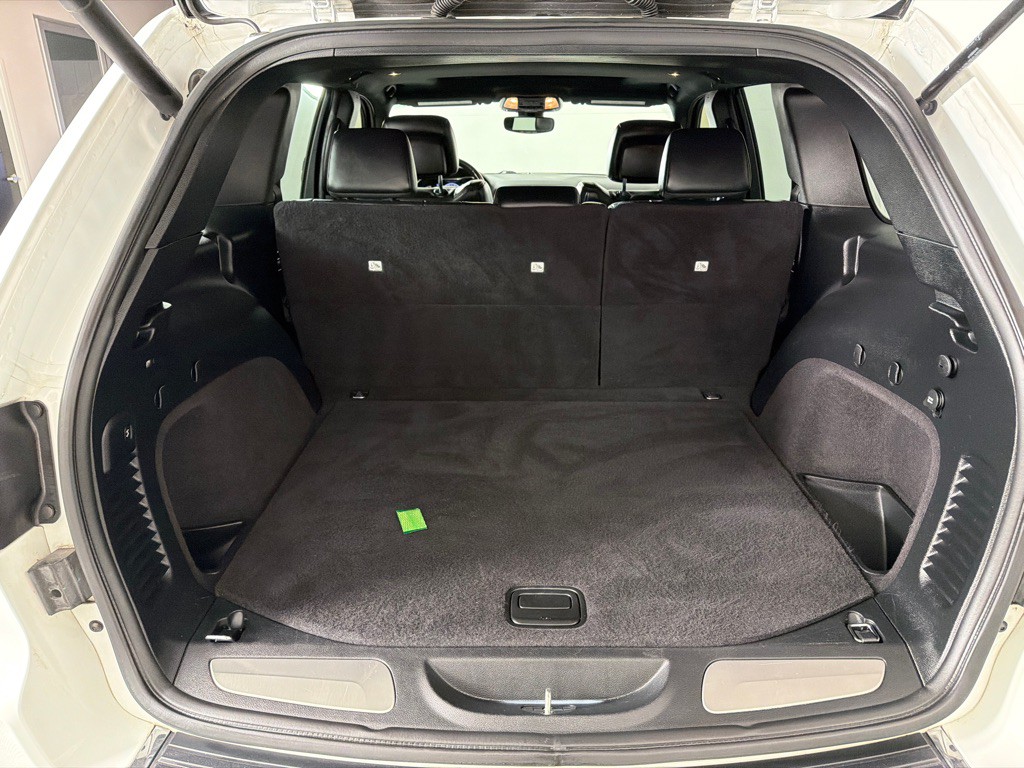 2020 Jeep Grand Cherokee Image 22