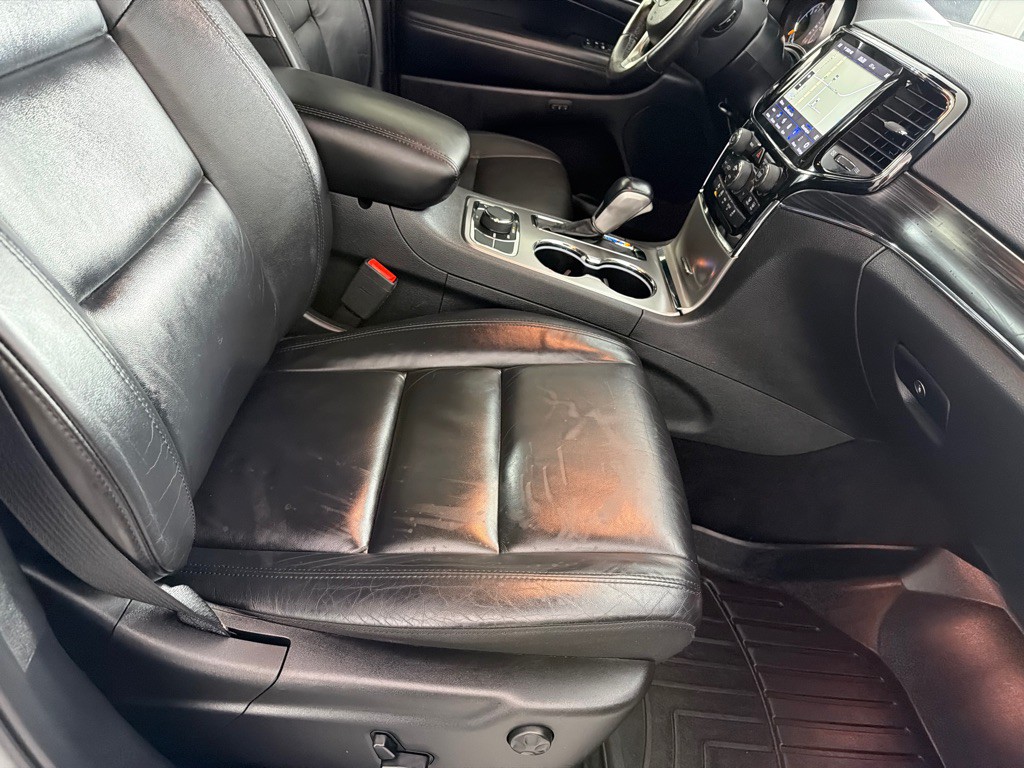 2020 Jeep Grand Cherokee Image 25