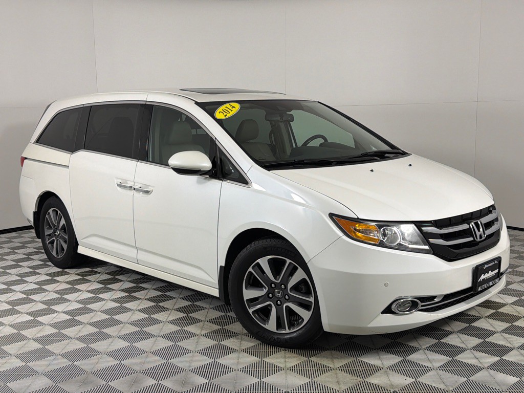 2014 Honda Odyssey Image 2