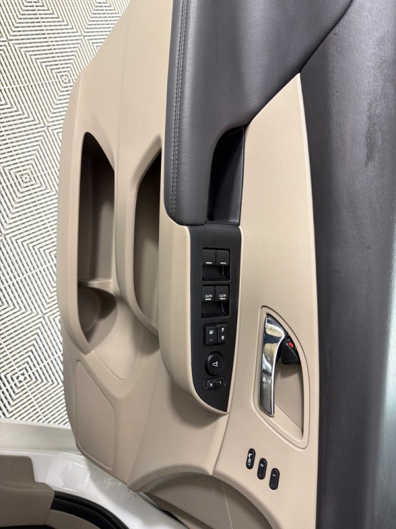 2014 Honda Odyssey Image 8