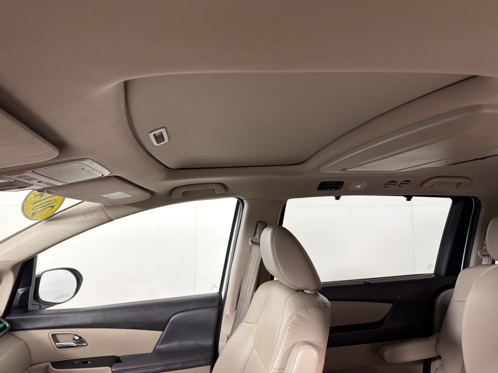 2014 Honda Odyssey Image 11