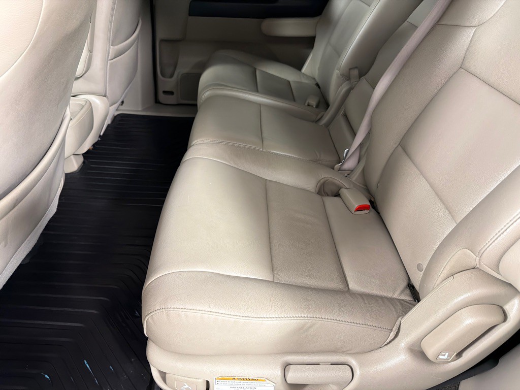 2014 Honda Odyssey Image 17