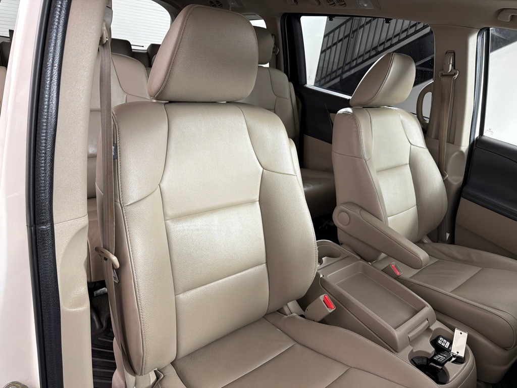 2014 Honda Odyssey Image 24