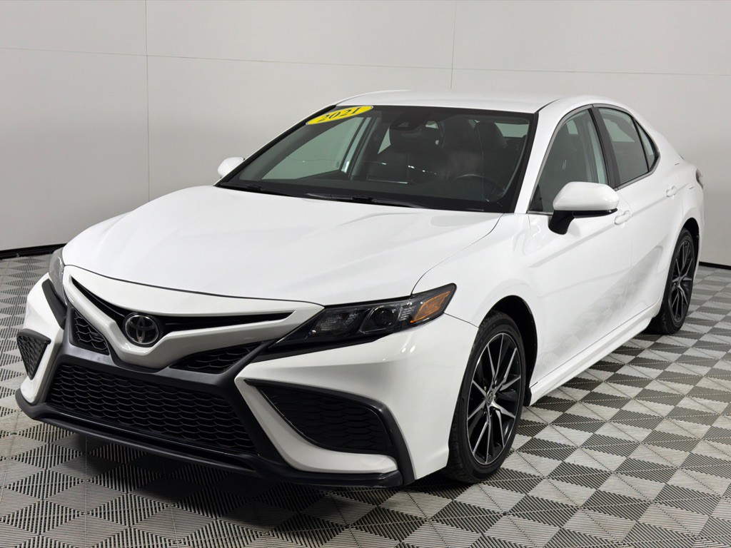 2021 Toyota Camry Image 9