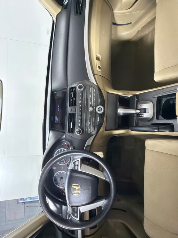 2012 Honda Accord Image 20