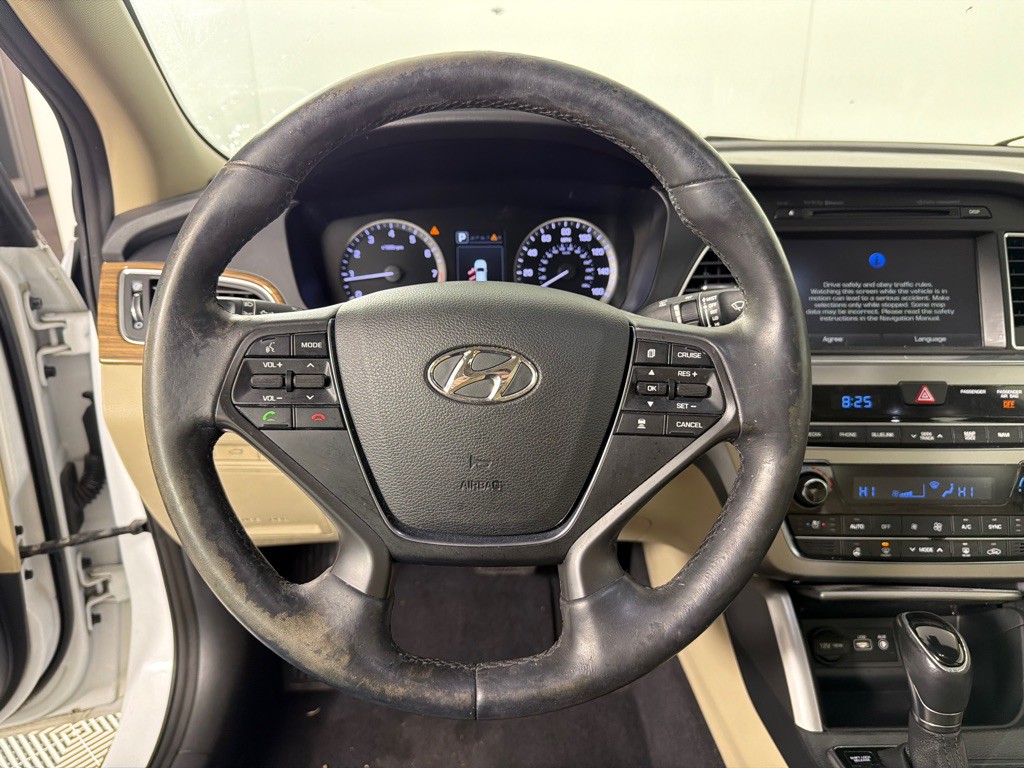 2015 Hyundai Sonata Image 14