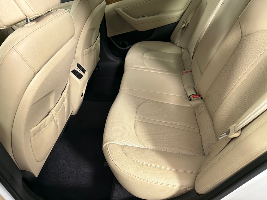2015 Hyundai Sonata Image 18