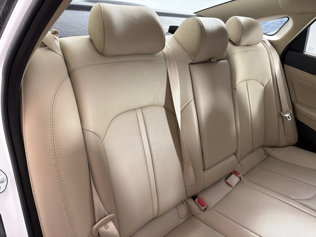 2015 Hyundai Sonata Image 21
