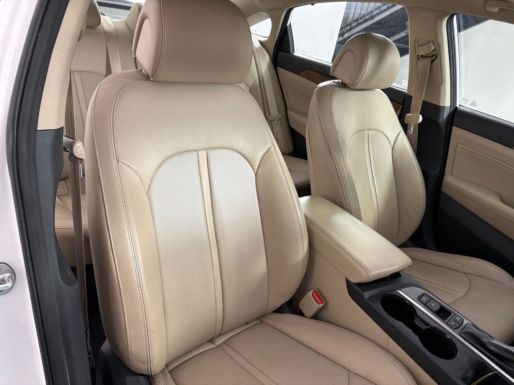 2015 Hyundai Sonata Image 23